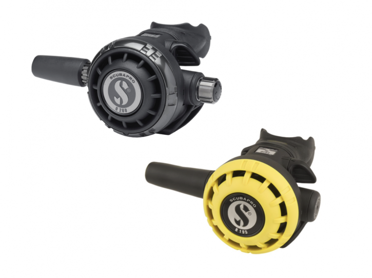Scubapro MK25 EVO BLACK TECH/G260 BLACK TECH +R195 Octopus
